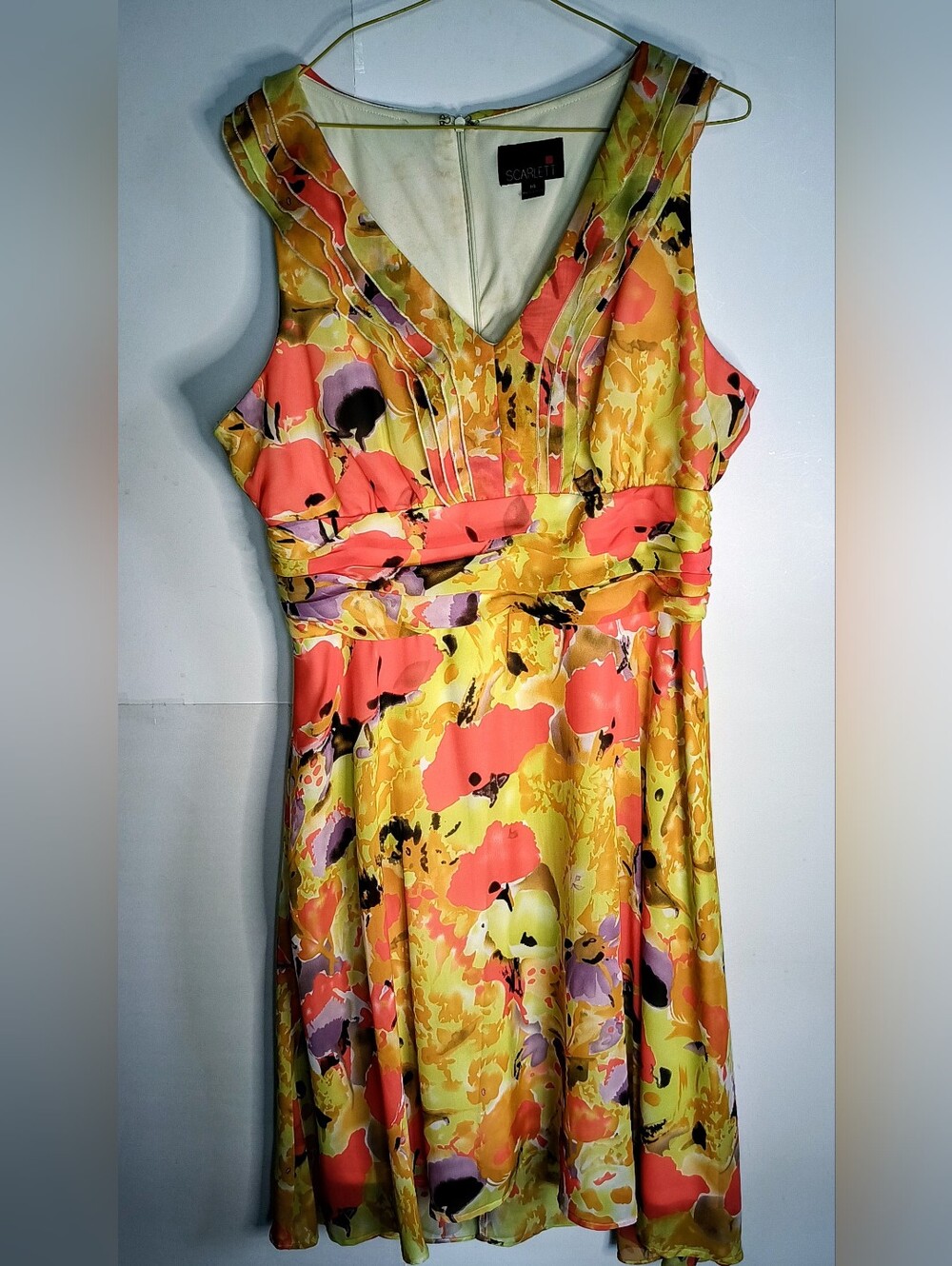 Scarlett Size 14 Yellow Floral Short Sleeve Dress